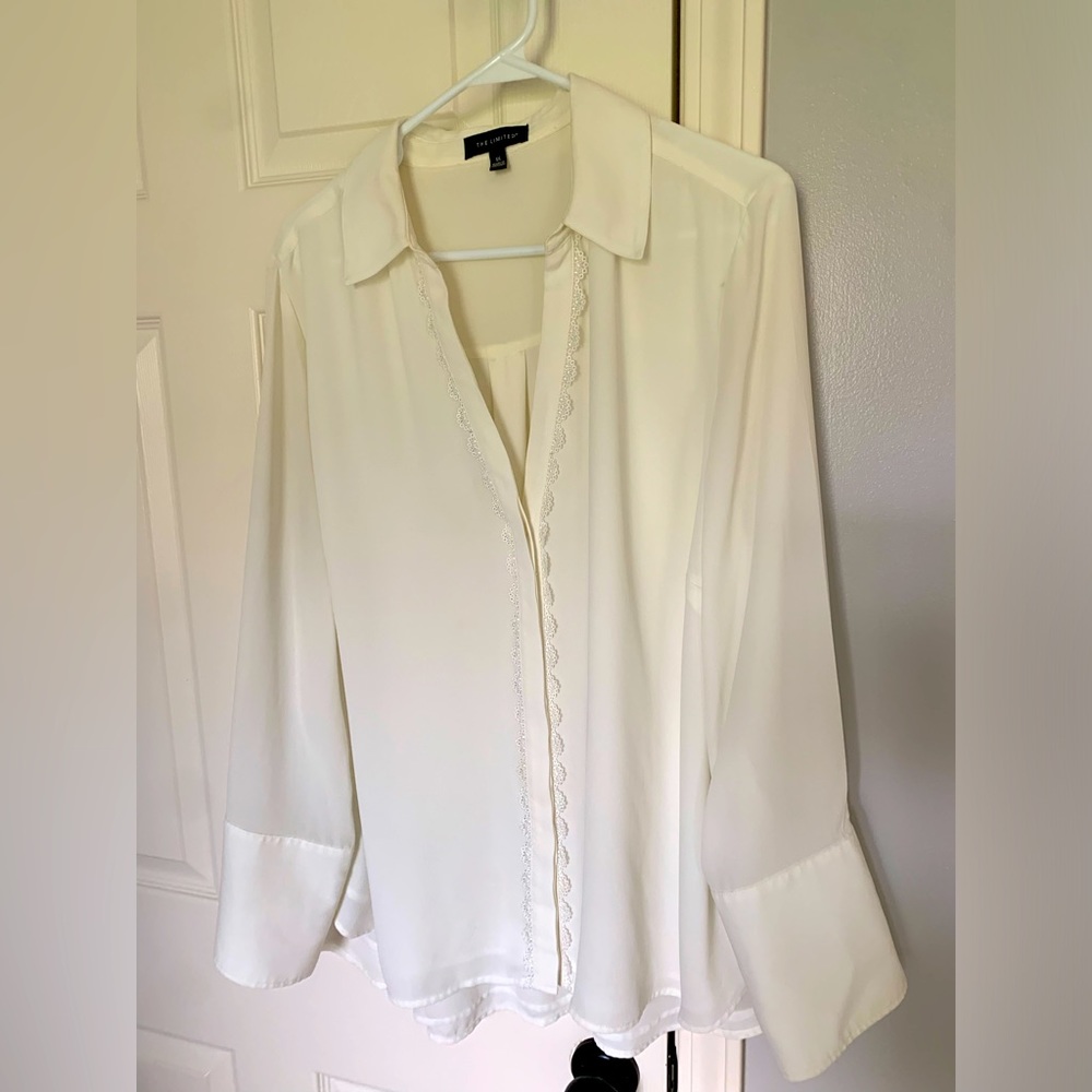 Beautiful Limited dress blouse